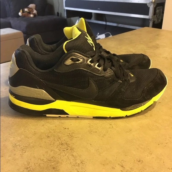 Nike - Picture 2 of 2